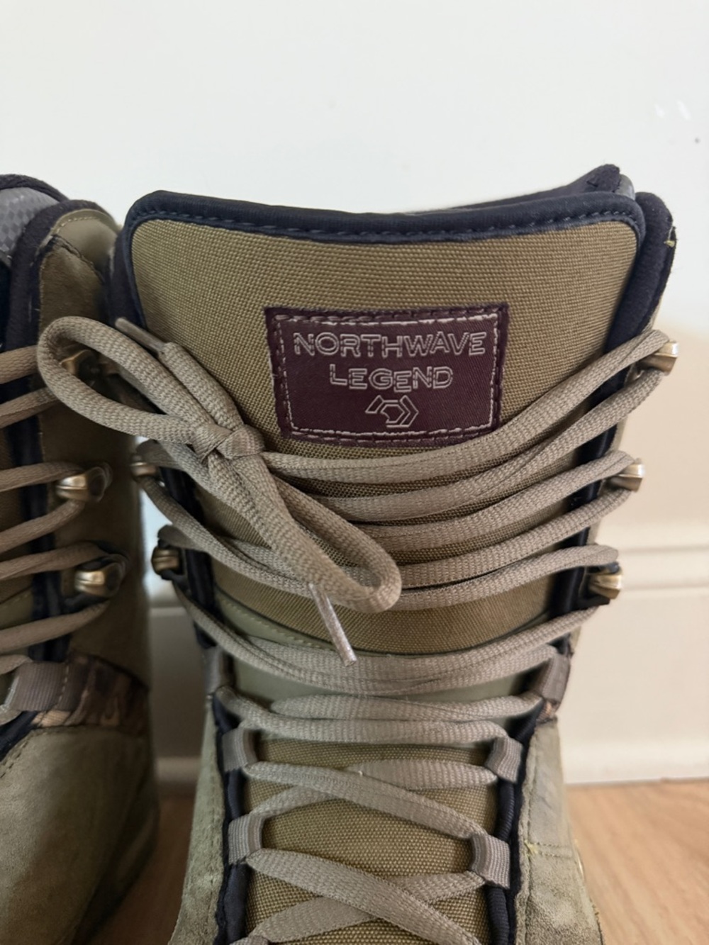 Men’s Northwave Legend Camo Snowboarding Boots Size 9 Winter Athletic - Picture 3 of 6